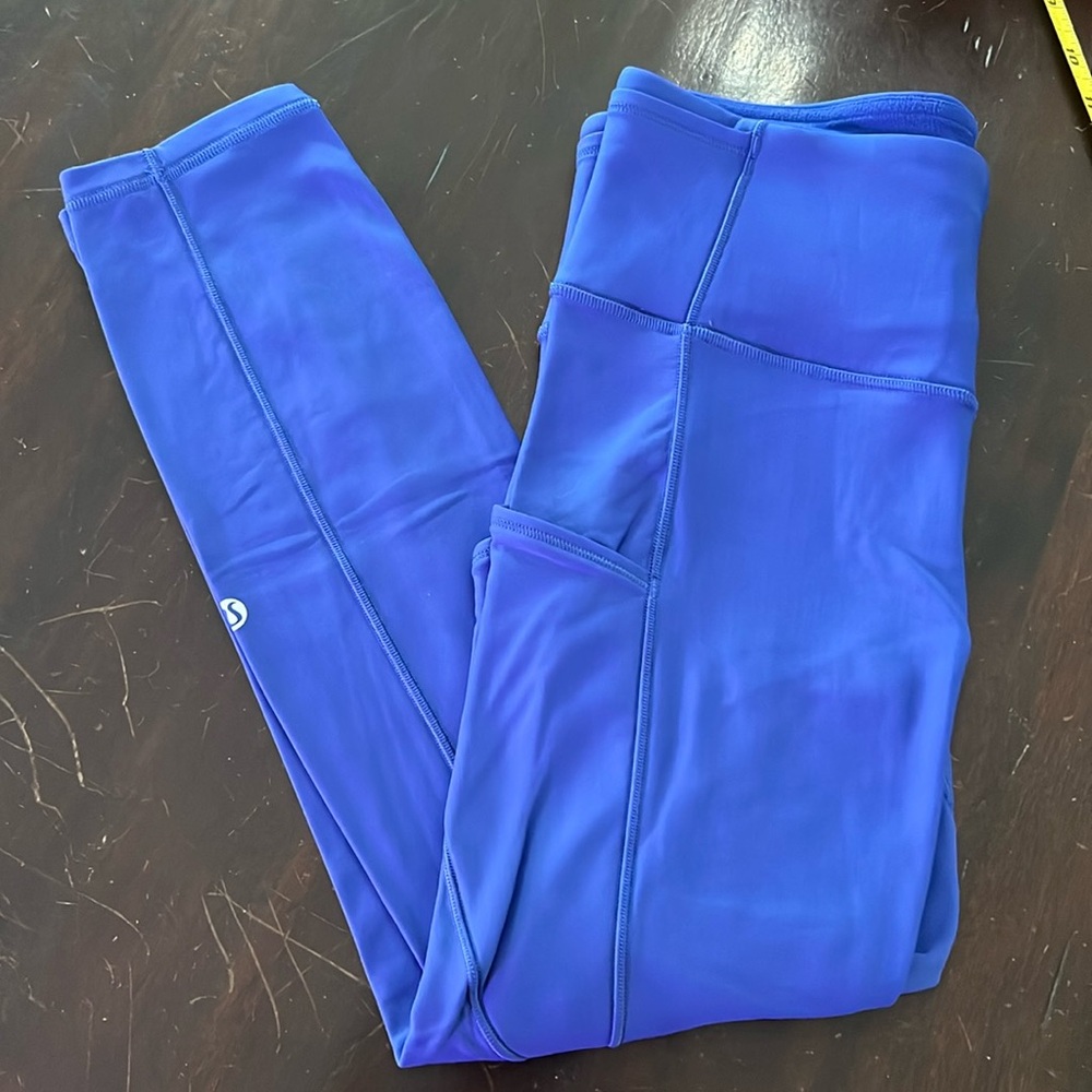 Lululemon Fast & Free High Rise Fleece Crop. Size 8. 23”. Color Psychic.